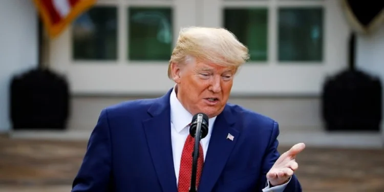 Strait of Hormuz पर होगा US का कब्ज़ा, Donald Trump का बड़ा ऐलान, दुनिया में मची खलबली