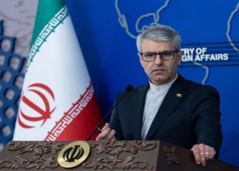 Strait of Hormuz पर बढ़ा तनाव, Iran ने US पर लगाया War Crime का आरोप, दी कड़ी चेतावनी