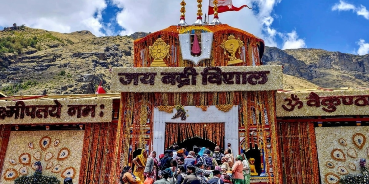 बद्रीनाथ चढ़ावा चोरी में एक्शन, SIT ने कमेटी अध्यक्ष के निजी सचिव को हिरासत में लिया