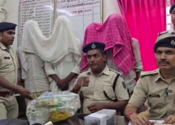 Thar सवार युवकों ने की ताबड़तोड़ फायरिंग… ग्रामीणों की सूझबूझ और पुलिस की घेराबंदी से 4 गिरफ्तार