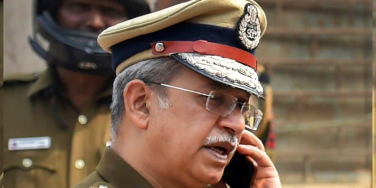 क्यों हटाए गए दिल्ली के पुलिस कमिश्नर सतीश गोलचा? ये है इनसाइड डिटेल