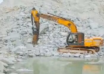 MP हाईकोर्ट की बड़ी सख्ती… डबरा की 16 खदानों का खनन रोका, सीसीटीवी जब्त करने के आदेश; SDM पर अवमानना