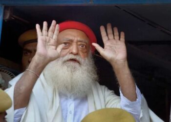 आसाराम की जमानत याचिका: सुप्रीम कोर्ट बोला- नहीं चाहते कोई अनहोनी हो, जिसका दोष हम पर आए
