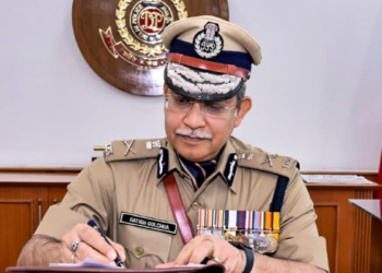 दिल्ली पुलिस कमिश्नर सतीश गोलचा हटाए गए, अनुराग कुमार ने संभाला कमान
