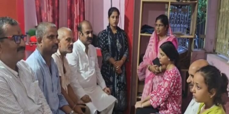 बिहार: दरभंगा में ‘चोटी कटवा’ का खौफ! 8 दिन में दो महिलाओं के काटे बाल, दहशत में डरहार गांव