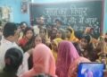 बिहार: MDM की थाली में दिखा सांप का बच्चा, स्कूल में मचा हड़कंप, छात्राओं को अस्पताल ले जाना पड़ा