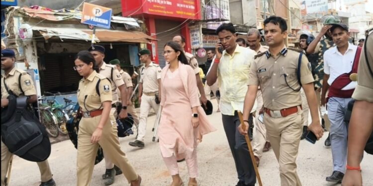 दरभंगा में पत्थरबाजी के बाद हाई अलर्ट, बाजार बंद… सड़क पर उतरे DM-SSP, CCTV से हो रही उपद्रवियों की पहचान