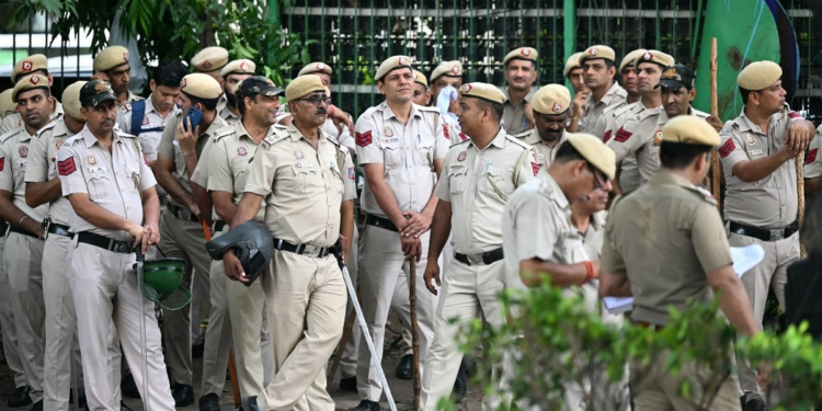CJP प्रोटेस्ट के बीच दिल्ली पुलिस का बड़ा फैसला, अपने सभी कर्मियों की छुट्टियां रद्द की