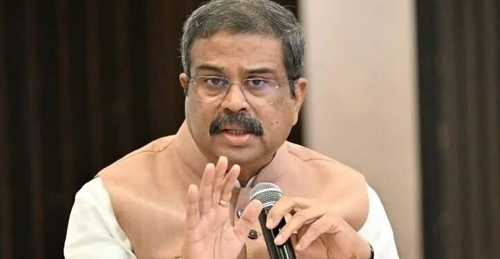 ‘युवा देश की असली ताकत, राष्ट्र विरोधी ताकतें फायदा ना उठाएं…’, जानिए इस्तीफे के बाद धर्मेंद्र प्रधान ने क्या-क्या कहा