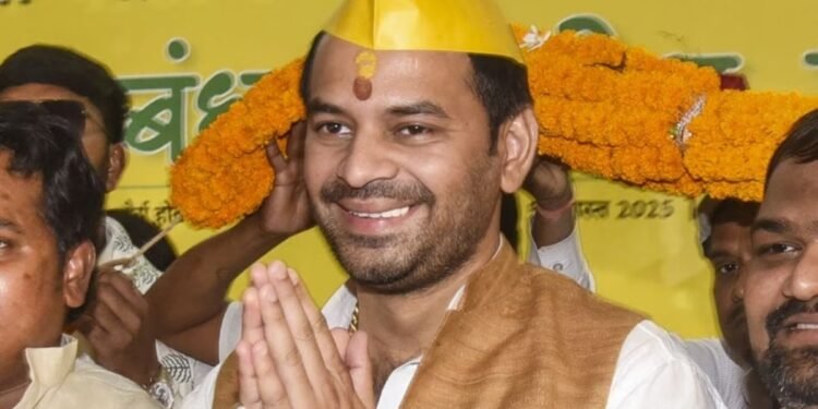 तेज प्रताप यादव पर हत्या की कोशिश का केस दर्ज, दोषी साबित हुए तो होगी 10 साल की सजा