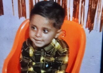 ‘दादा मुझे बचा लो…’ कहने का भी मौका न मिला, गुटखा थूकने के लिए खोला कार का गेट, बाइक से गिरा 4 साल का मासूम, पीछे से आए डंपर ने कुचला