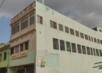 Bihar: बालिका गृह की खिड़की की जाली तोड़ी, दुपट्टों की रस्सी बनाकर दूसरी मंजिल से भागीं 5 नाबालिग लड़कियां