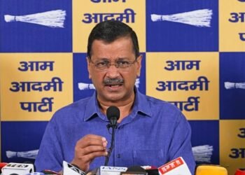 ‘E20 पेट्रॉल पर 29 वाहन कंपनियों ने लिखित जवाब देने से किया इनकार’, अरविंद केजरीवाल का दावा