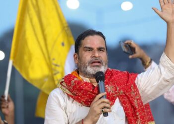 देर रात थाने पहुंचे प्रशांत किशोर, जमकर हंगामा, दो कार्यकर्ताओं के गायब होने का लगाया आरोप