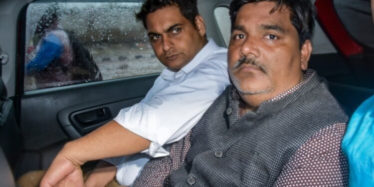 दिल्ली: IB अधिकारी अंकित शर्मा हत्याकांड में ताहिर हुसैन समेत 5 दोषियों को उम्रकैद