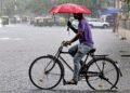 1 अगस्त का मौसम: इन जिलों में भारी बारिश और तेज आंधी, IMD का अलर्ट देखें