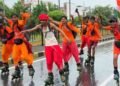 420 किलोमीटर का सफर, हाइवे पर स्केटिंग और हर-हर महादेव… देवघर के लिए निकली अनोखी कांवड़ यात्रा