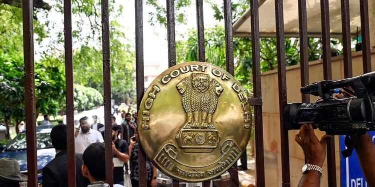 दिल्ली हाई कोर्ट ने किया 138 जजों का तबादला, NEET मामलों की सुनवाई कर रहे जज का भी ट्रांसफर