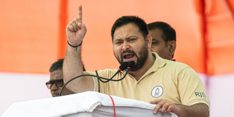 ‘LJPR विधायक का एनकाउंटर क्यों नहीं?’, EO हत्याकांड में तेजस्वी यादव का सम्राट सरकार पर निशाना
