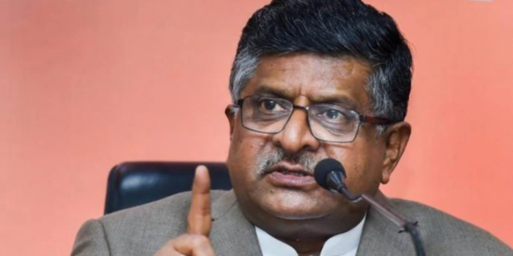 ‘कुत्ता-बिल्ली खड़ा करने’ वाले दावे पर रविशंकर प्रसाद की सफाई, बोले- ‘मेरे बयान को तोड़-मरोड़ कर पेश किया जा रहा’