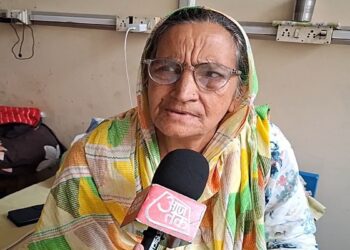 मेरी औलाद ने मुझ पर हाथ उठाया, इसलिए वृद्धाश्रम में हूं… आपबीती एक सरपंच की, जिसे पूरे गांव से सम्मान मिला पर अपनों से अपमान