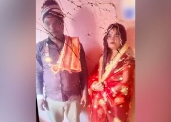 मंदिर में शादी के फेरे… फिर कुछ ही घंटों में दुल्हन फरार! रास्ते में दूल्हे से मारपीट, कैश और गहने भी ले लिए