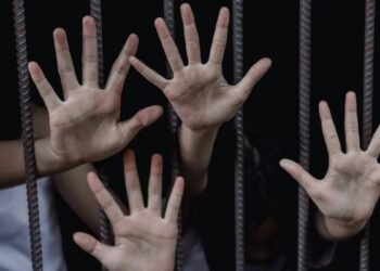 Instagram पर फंसाते, स्पा-होटल में भेजते… दिल्ली पुलिस ने मानव तस्करी गैंग का किया पर्दाफाश, 10 बच्चियां बरामद