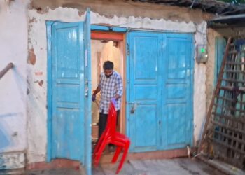 ब्यूटी पार्लर की आड़ में चल रहा था देह व्यापार, पुलिस छापेमारी में 12 महिलाएं और एक पुरुष पकड़े गए