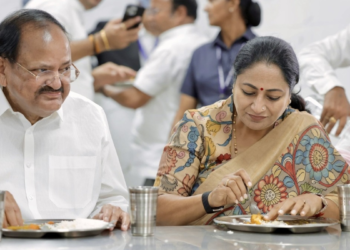 दिल्ली में शुरू हुईं 25 नई कैंटीन, जरूरतमंदों को 5 रुपए में भरपेट खाना
