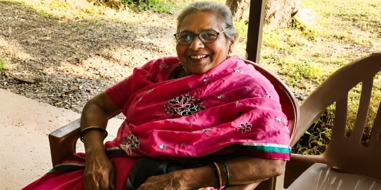 ‘2 दिन में लौटूंगा’ कहकर मां को छोड़ गया बेटा, मौत पर भी नहीं आया… रुला देगी इंदौर के वृद्धा आश्रम की ये कहानी