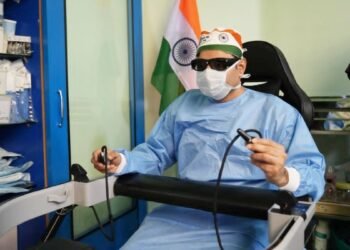 इंदौर का नाम वर्ल्ड रिकॉर्ड में दर्ज… डॉक्टर ने 1 दिन में कर डालीं 51 रोबोटिक बैरिएट्रिक सर्जरी, अब तक 40 हजार सर्जरी का अनुभव