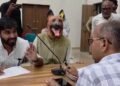 शरीर इंसान का, चेहरा कुत्ता वाला… MP के खंडवा में आदमी के डॉगी बनने की कहानी