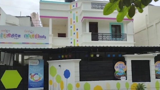 इंदौर: बच्ची के बैग में छुपाकर भेजा वाइस रिकॉर्डर… ऐसे खुली प्ले स्कूल की पोल