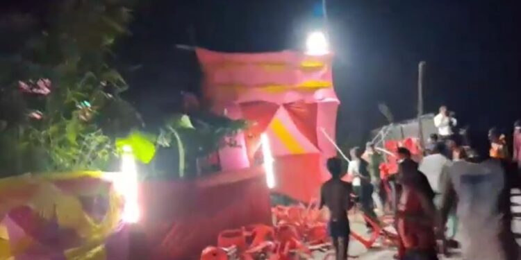 छठी की खुशी में ऑर्केस्ट्रा चल रहा था, तभी घुस गई बेकाबू बस… 5 की मौत, 12 से ज्यादा घायल