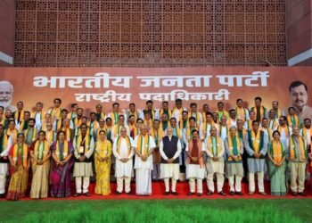 ‘नवीन’ टीम से पीएम मोदी की मुलाकात, युवाओं तक पहुंच बढ़ाने पर दिया जोर