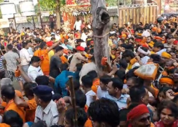 सावन के आखिरी सोमवारी पर मधेपुरा के सिंहेश्वर मंदिर में बेकाबू भीड़, एक के ऊपर एक गिरे लोग, कई घायल