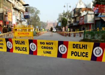 दिल्ली में क्राइम ब्रांच और बदमाशों के बीच मुठभेड़, कई राउंड चली गोलियां