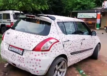 कार पर लिपस्टिक वाले 3400 चुंबन और 4 घंटे की मेहनत… गर्लफ्रेंड को ये आइडिया कहां से मिला, समझिए पूरी कहानी