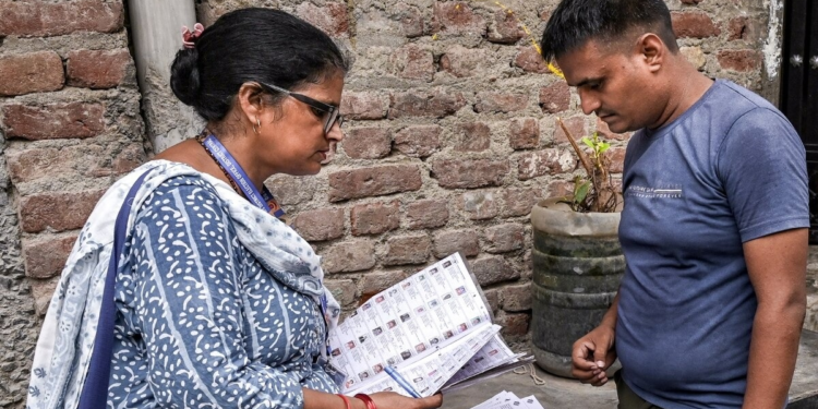 महाराष्ट्र-दिल्ली में SIR की ड्राफ्ट वोटर लिस्ट जारी, ऐसे चेक करें अपना नाम