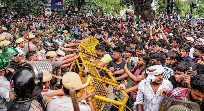 जंतर-मंतर विरोध प्रदर्शन: 13 FIR रद्द कराने सुप्रीम कोर्ट पहुंची दिल्ली पुलिस