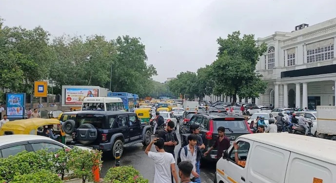 दिल्ली में जाम और हादसों का होगा परमानेंट इलाज, 30 साल की जरूरतों पर ट्रैफिक स्टडी कराएगी सरकार