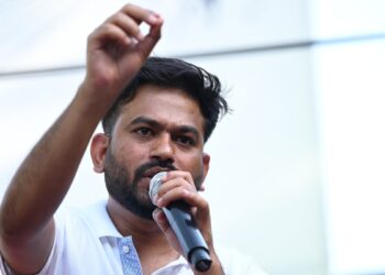 कॉकरोच पार्टी ने वापस लिया 5 सितंबर का ‘दिल्ली मार्च’… सुप्रीम कोर्ट में केंद्र के आश्वासन के बाद बड़ा फैसला