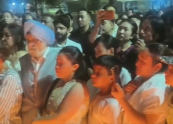 दिल्ली में मणिपुर के म्यूजिशियन की हत्या से उबाल, सड़कों पर निकाला कैंडल मार्च