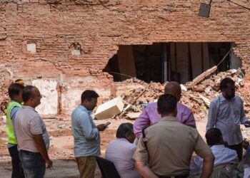 सत्य निकेतन हादसे के बाद एक्शन मोड में MCD, दिल्ली के कई इलाकों में अवैध संपत्तियों पर डिमोलिशन