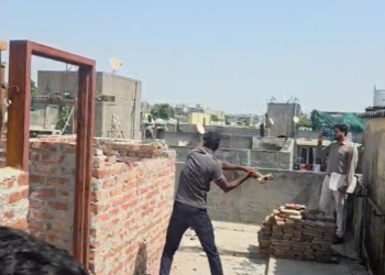 चांदनी चौक में 55 दुकानें सील, लक्ष्मी नगर-मयूर विहार में चला MCD का हथौड़ा… अवैध निर्माण पर एक्शन