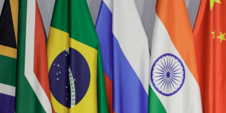 BRICS समिट पर अमेरिका और पाकिस्तान के मीडिया में क्या कहा जा रहा है?