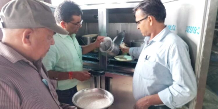 रेडिसन में सड़े आलू, सयाजी में एक्सपायरी चिकन! भोपाल के 10 नामी होटलों की किचन का सच आया सामने