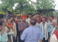 खेत में फूल तोड़ने गए चाचा-भतीजे की संदिग्ध मौत, नदी किनारे मिले दोनों के शव… तार में करंट की आशंका