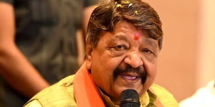 ‘मैंने उन्हें गोद में खिलाया है…’, महिला पार्षद पर दिए विवादित बयान पर कैलाश विजयवर्गीय की सफाई