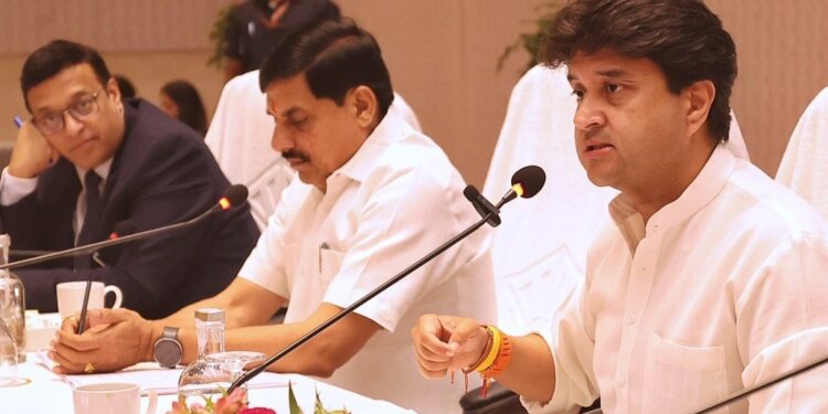 एशिया का पहला टेलीकॉम मैन्युफैक्चरिंग जोन बनेगा ग्वालियर…. दिल्ली, मुंबई के बाद बेंगलुरु में रो शो, कंपनियों को ₹1 में जमीन का ऑफर